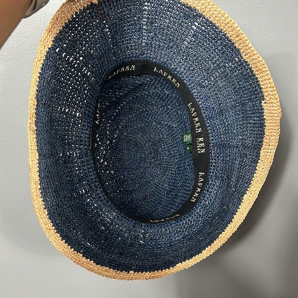 Lauren Ralph Lauren Navy Soft Straw Hat w cream trim size M - Picture 3 of 7